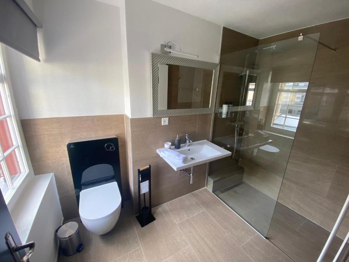 ווינטרטהור Hotel Boutique Taverne Zum Kreuz מראה חיצוני תמונה